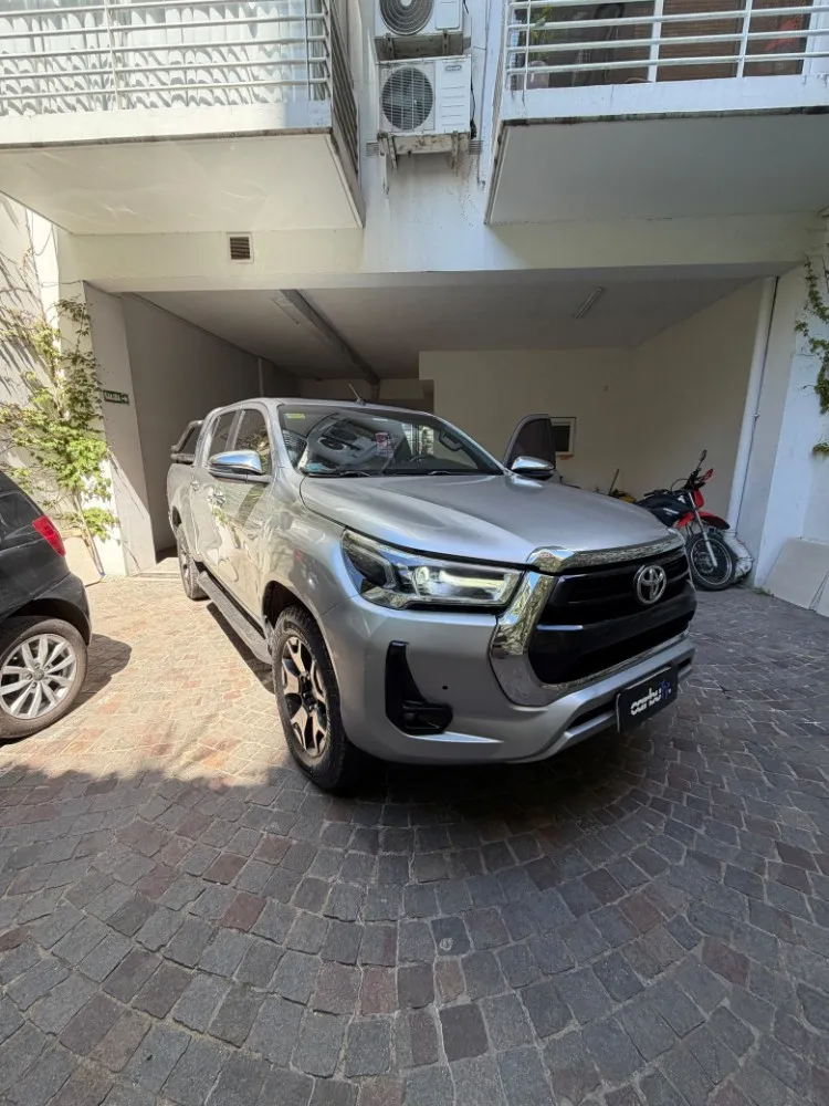 Toyota Hilux Pick Up SRX 4x4 D/c 2.8 TDI 6 M/T manual — foto 9