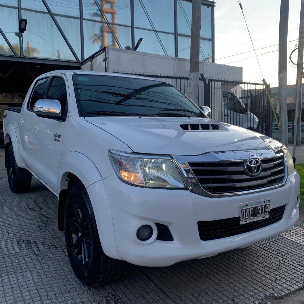 Toyota HILUX PICK - UP SRV 4X4 3.0 TDI AT — foto 3
