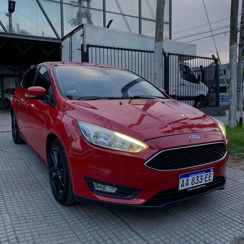 Ford FOCUS S 1.6 5P — foto 3