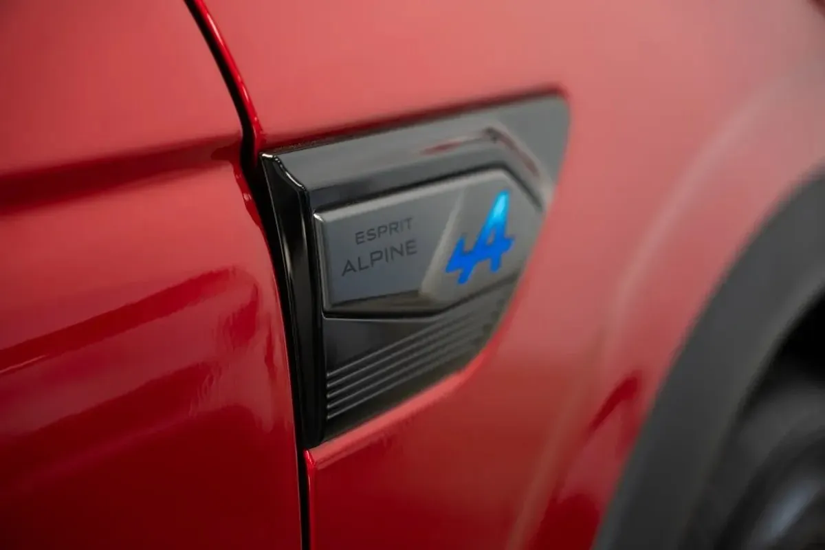 Renault Arkana 1.3 E-Tech Hybrid Espirit Alpine — foto 2