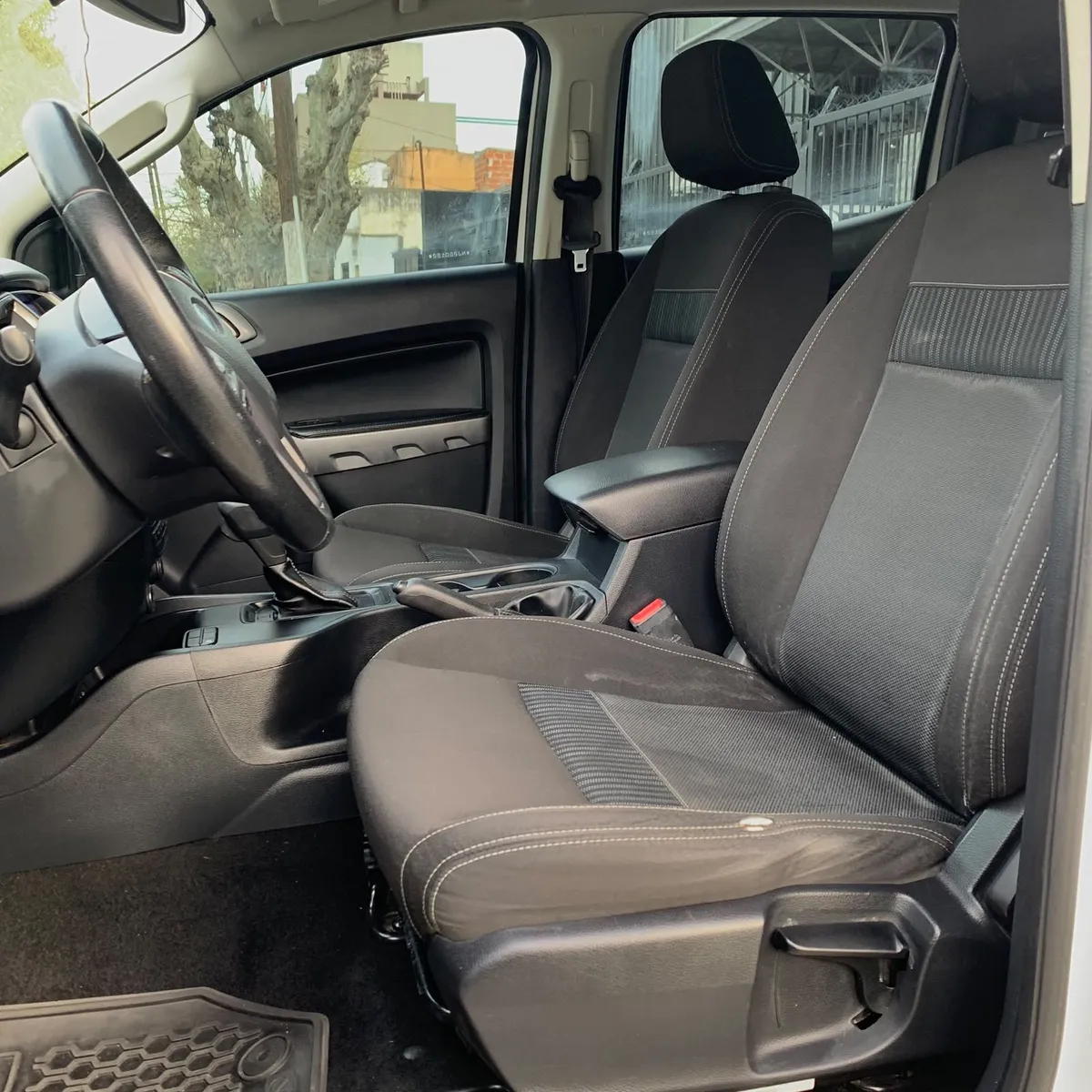 Ford RANGER PICK - UP 3.2 XLT 4X2 AT — foto 12