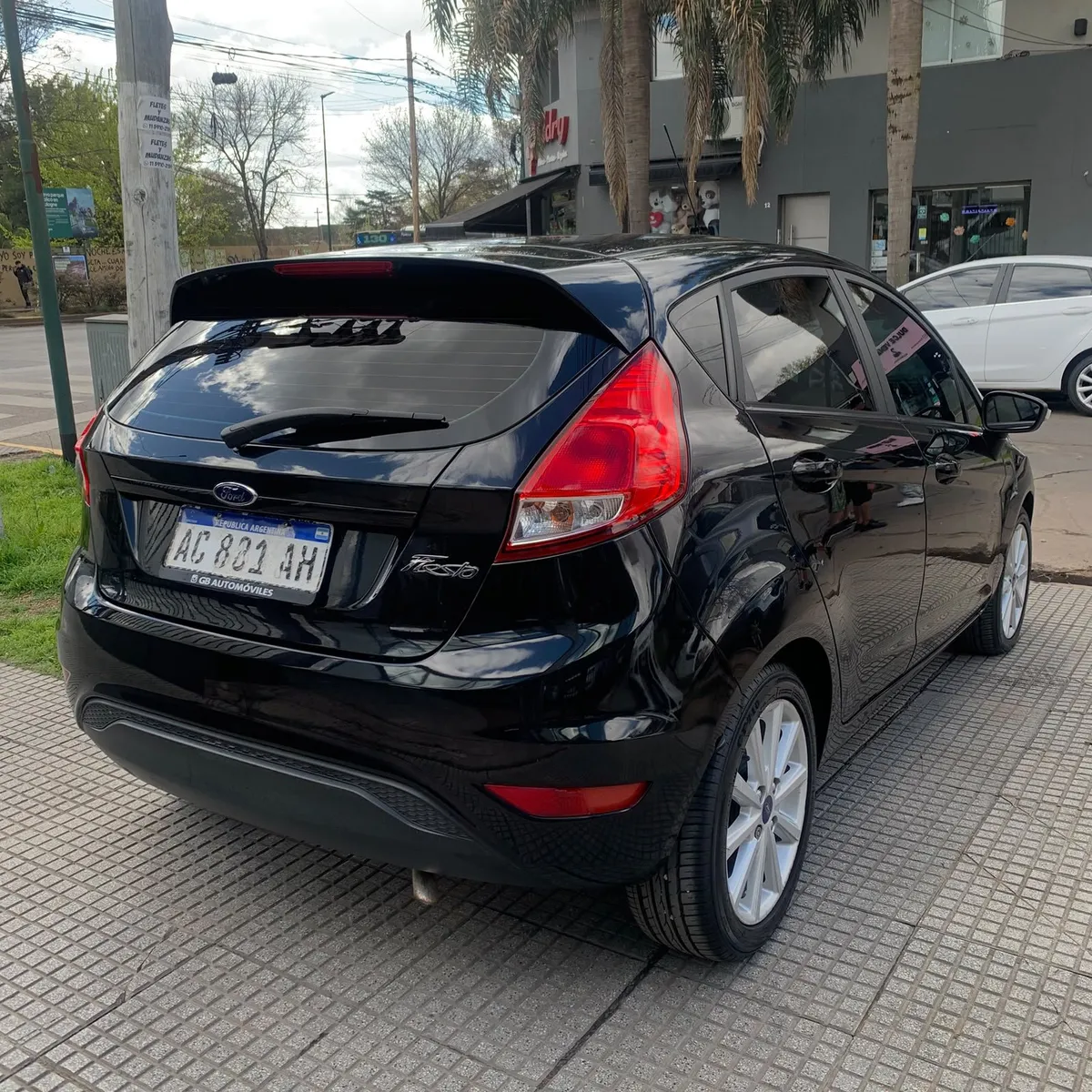 Ford FIESTA 1.6 SE Automatico — foto 4