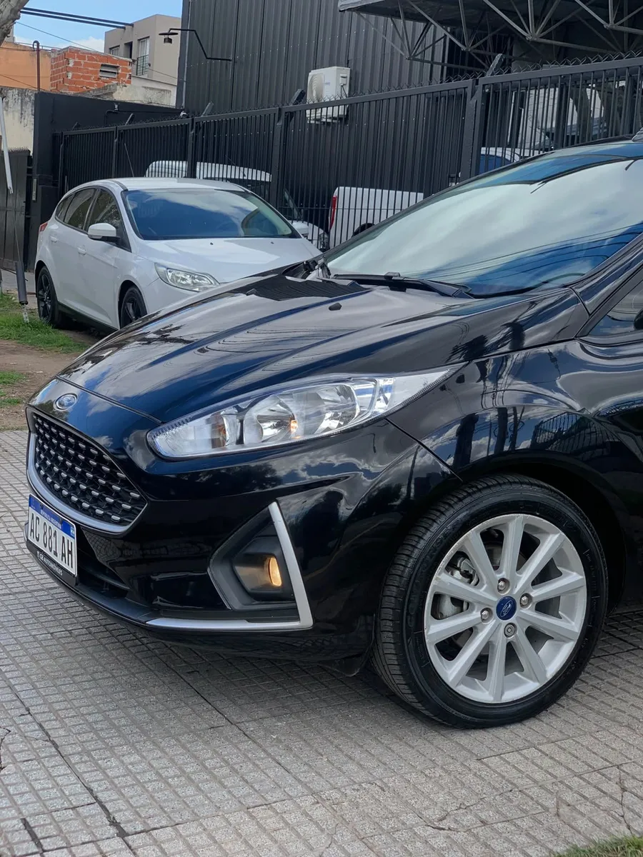 Ford FIESTA 1.6 SE Automatico — foto 8