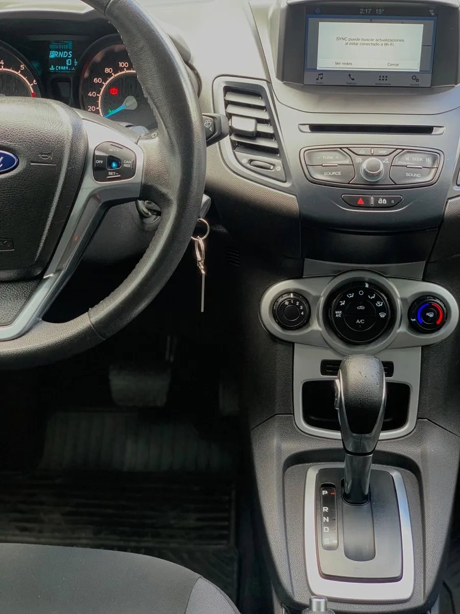 Ford FIESTA 1.6 SE Automatico — foto 16