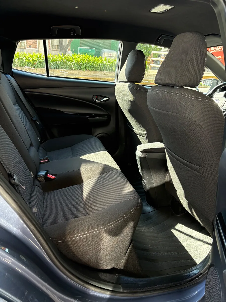Toyota Yaris 1.5 XLS — foto 10