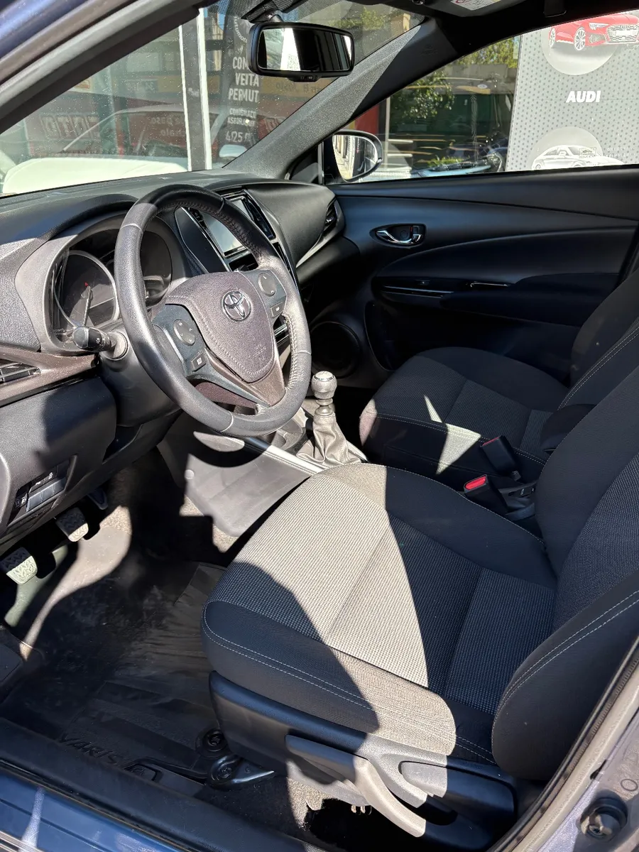 Toyota Yaris 1.5 XLS — foto 12
