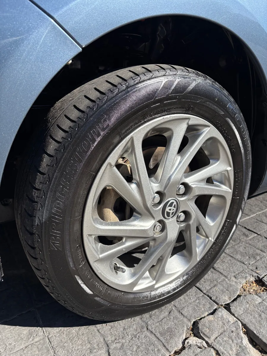 Toyota Yaris 1.5 XLS — foto 18