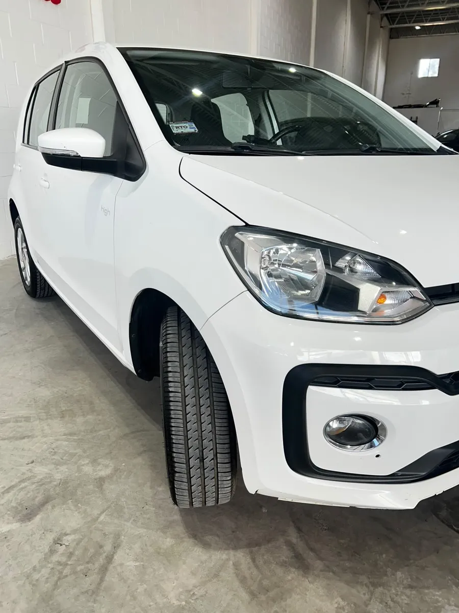 Volkswagen UP HIGHLINE MT — foto 3