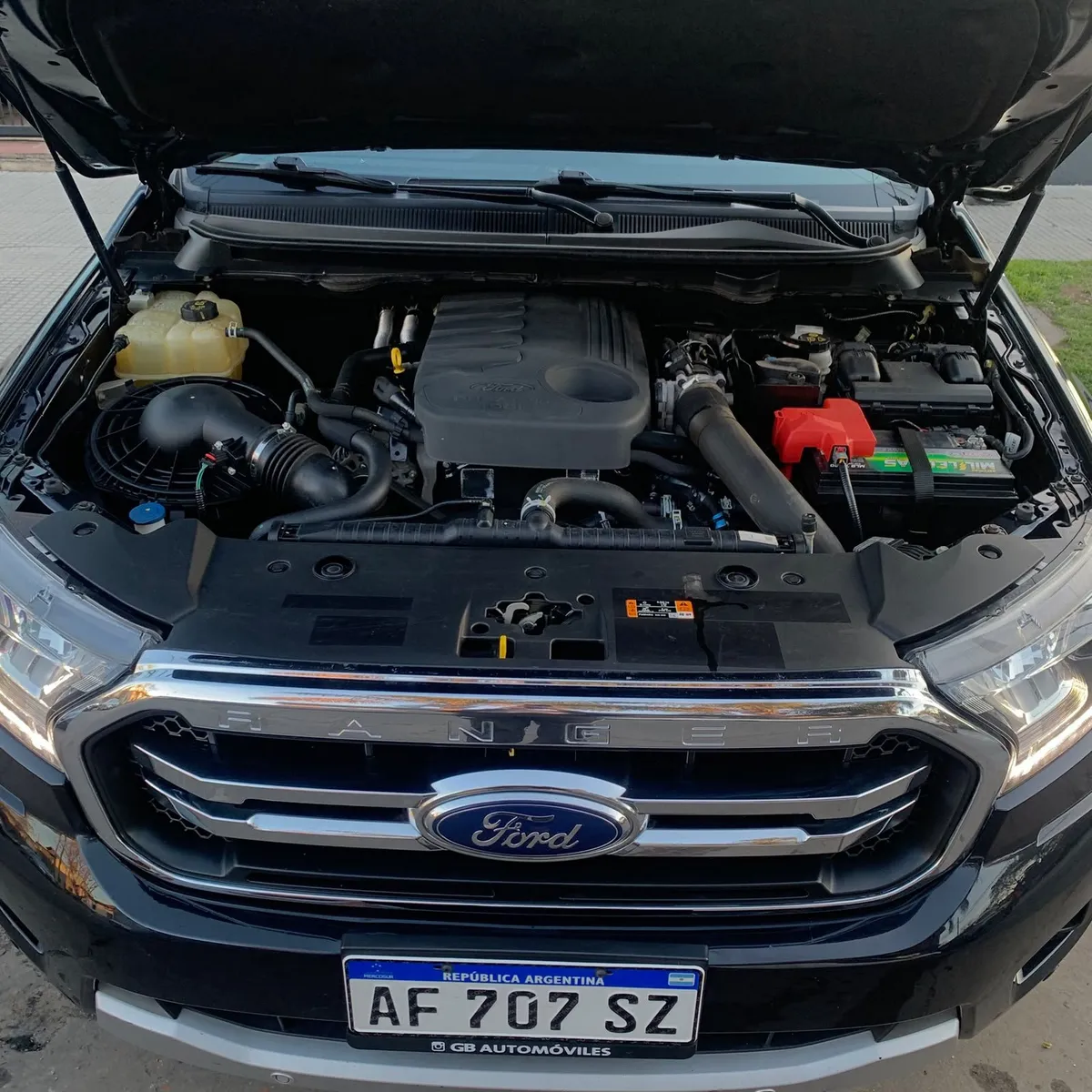 Ford RANGER PICK - UP LIMITED 3.2 4X4 AT — foto 15