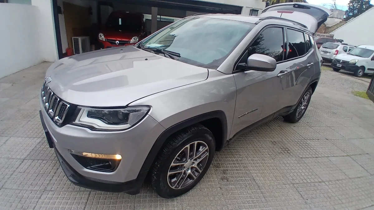 Jeep COMPASS 5P 2,4 6AT Sport 4X2 Fwd 2019 — foto 15