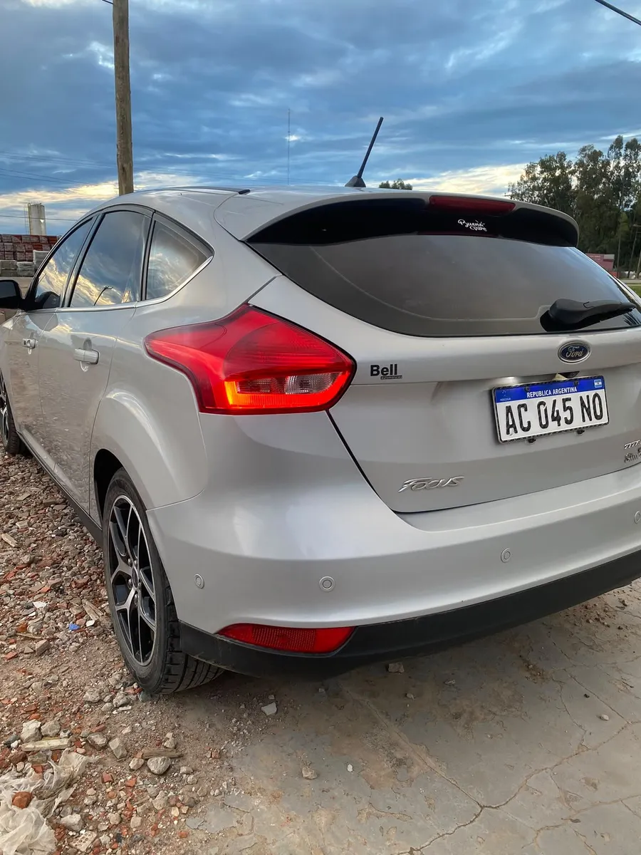 Ford focus titanium 2.0 at — foto 2