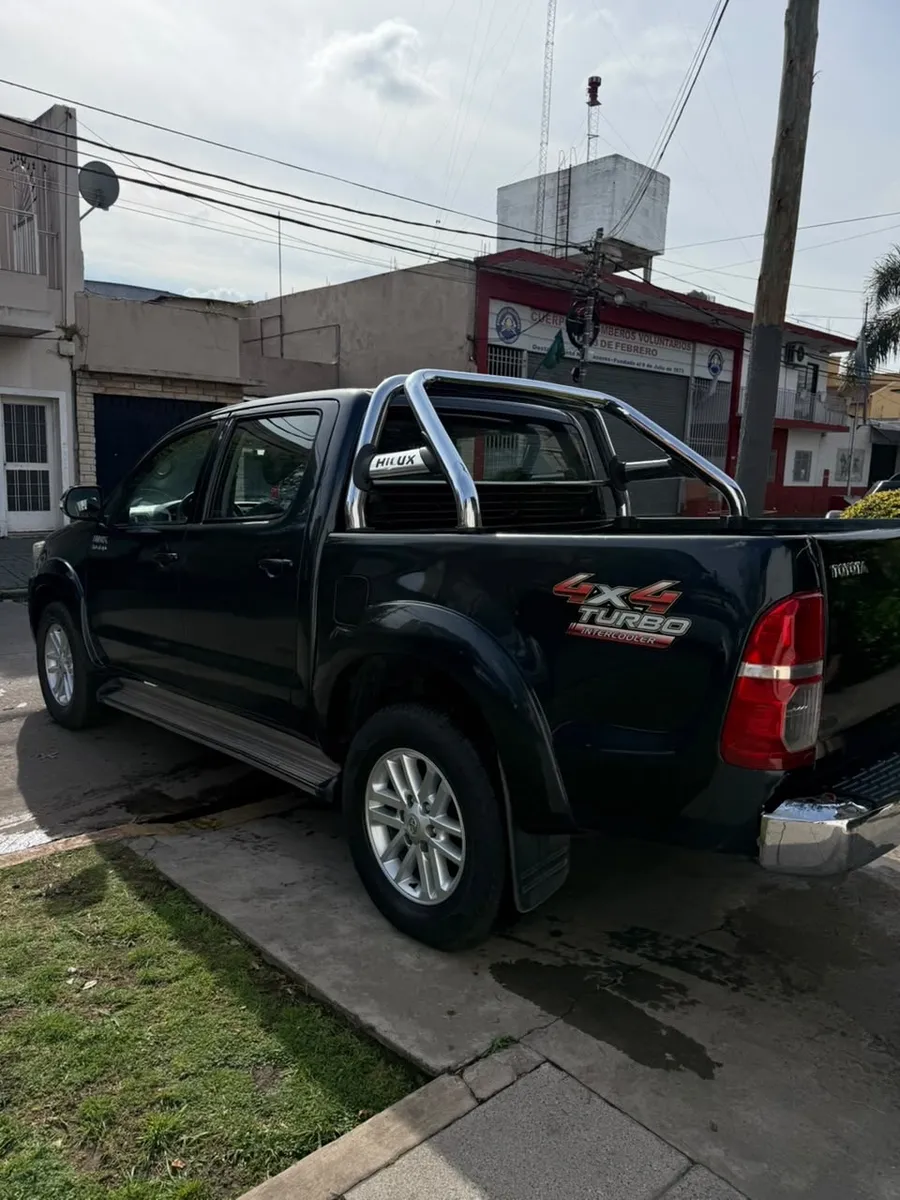 Toyota Hilux SRV 3.0 Aut 4x4 — foto 5