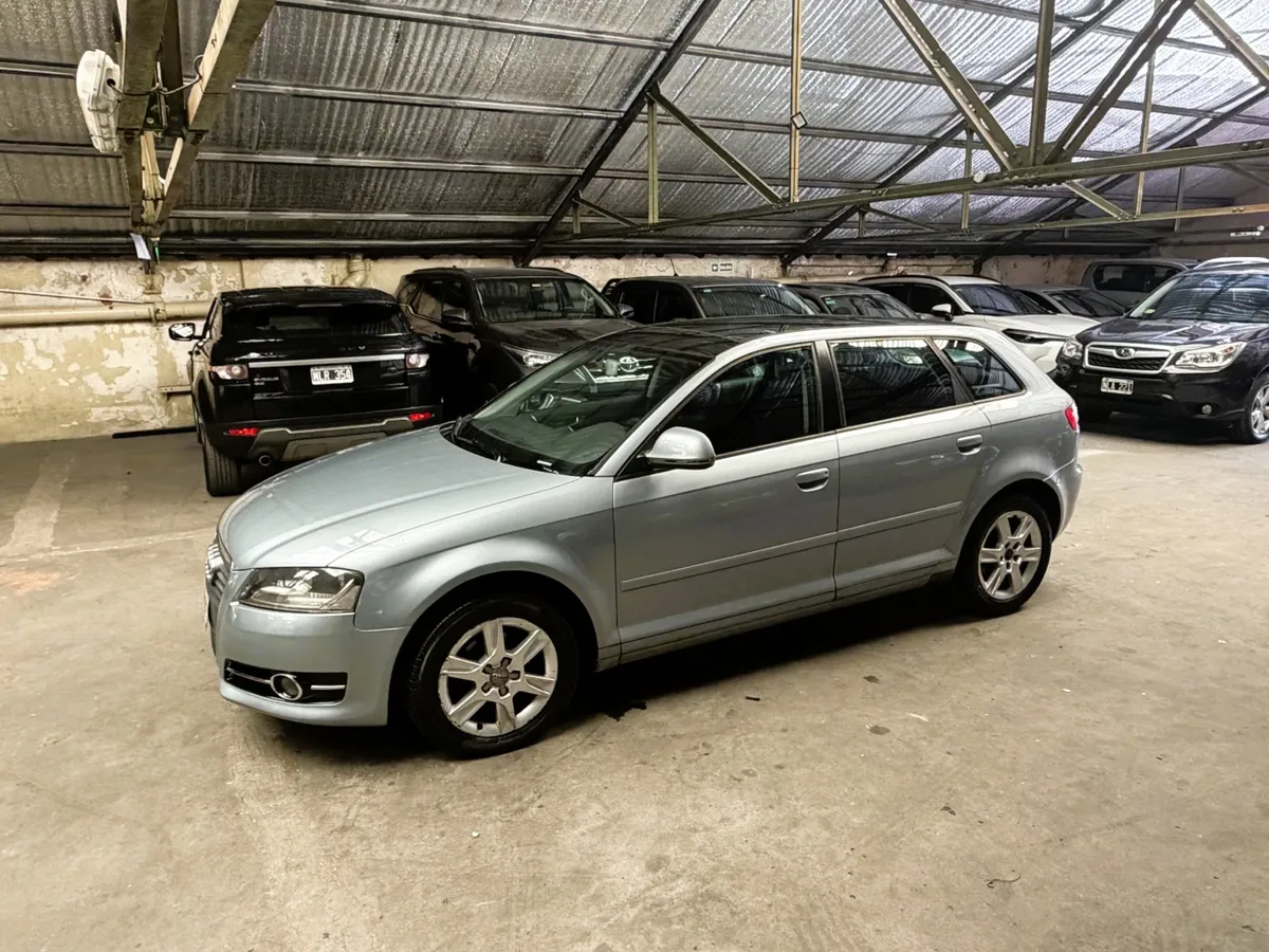 Audi A3 1.9 TDI Sportback 5P — foto 2