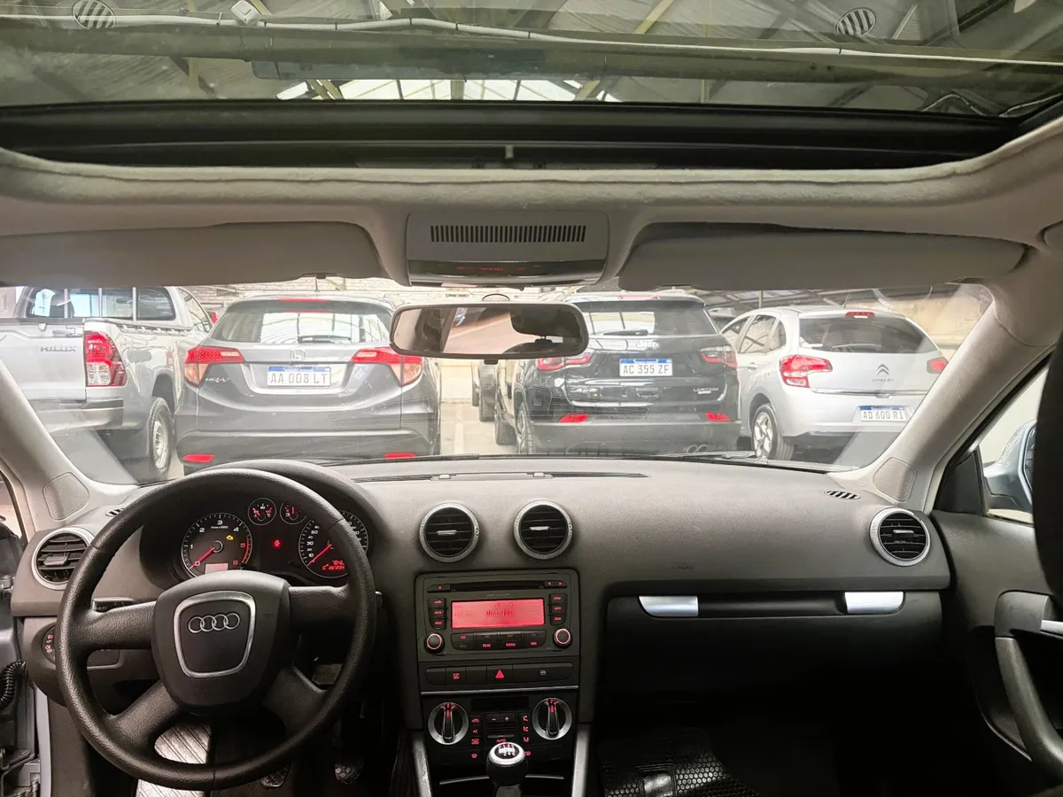 Audi A3 1.9 TDI Sportback 5P — foto 9