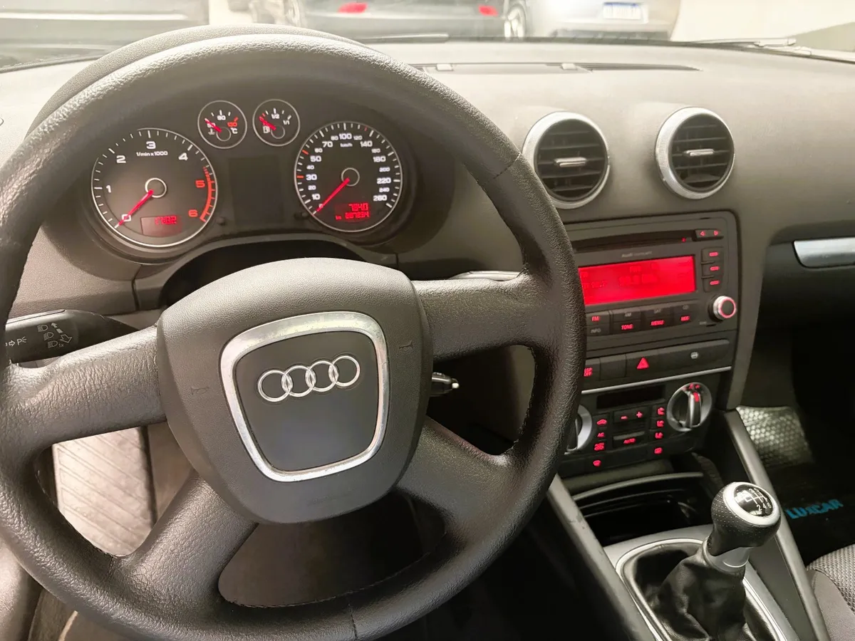 Audi A3 1.9 TDI Sportback 5P — foto 10
