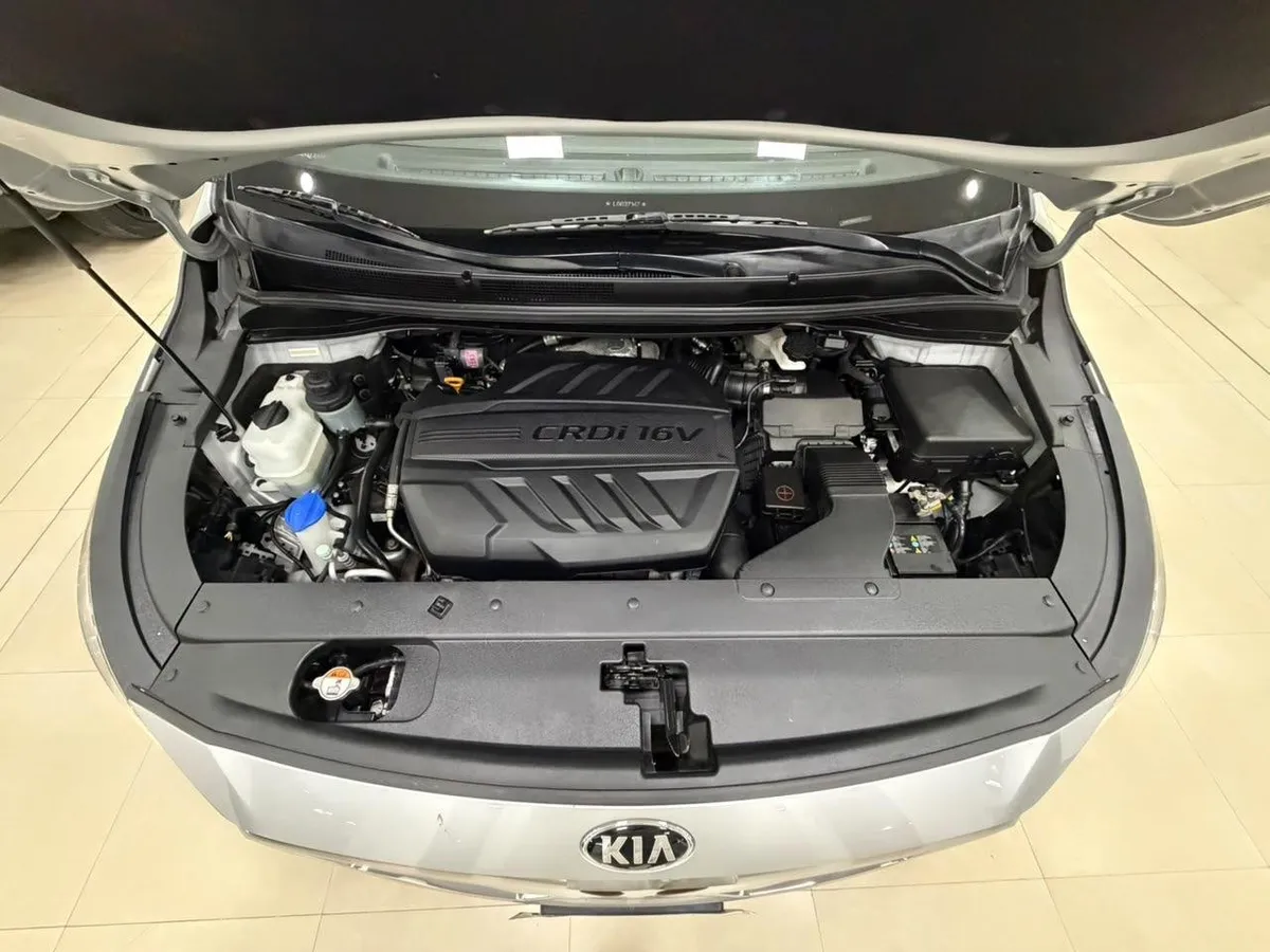 Kia Carnival Van 2,2 Crdi 8AT 11p Premium 2019 — foto 14
