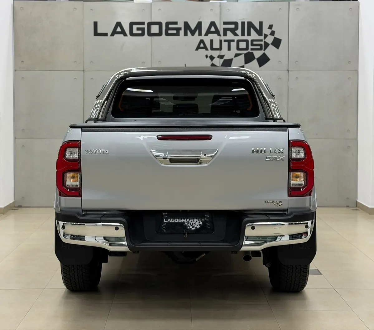Toyota Hilux SRX — foto 6