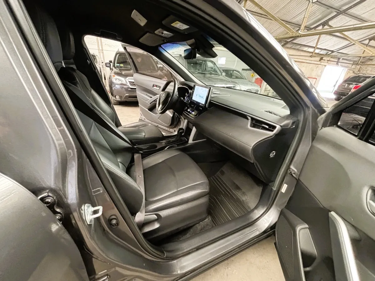 Toyota Corolla Cross SEG HEV 1.8 ECVT — foto 12
