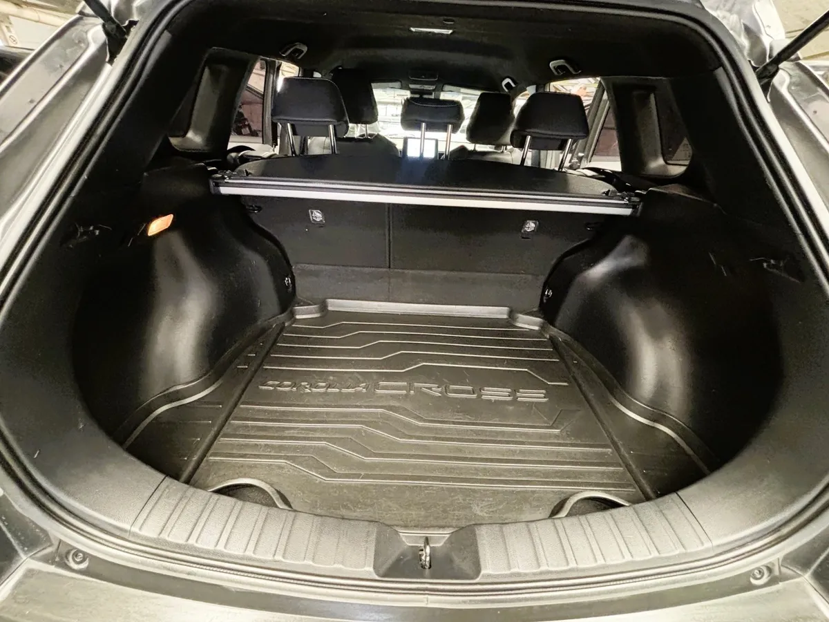 Toyota Corolla Cross SEG HEV 1.8 ECVT — foto 15