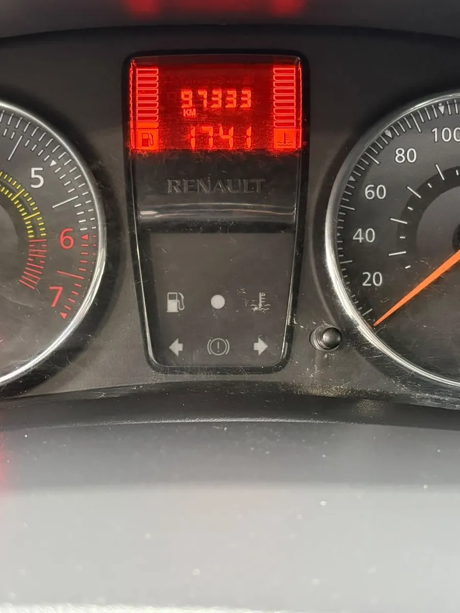 Renault CLIO MIO 1.2 16V Confort Pack Sat — foto 12