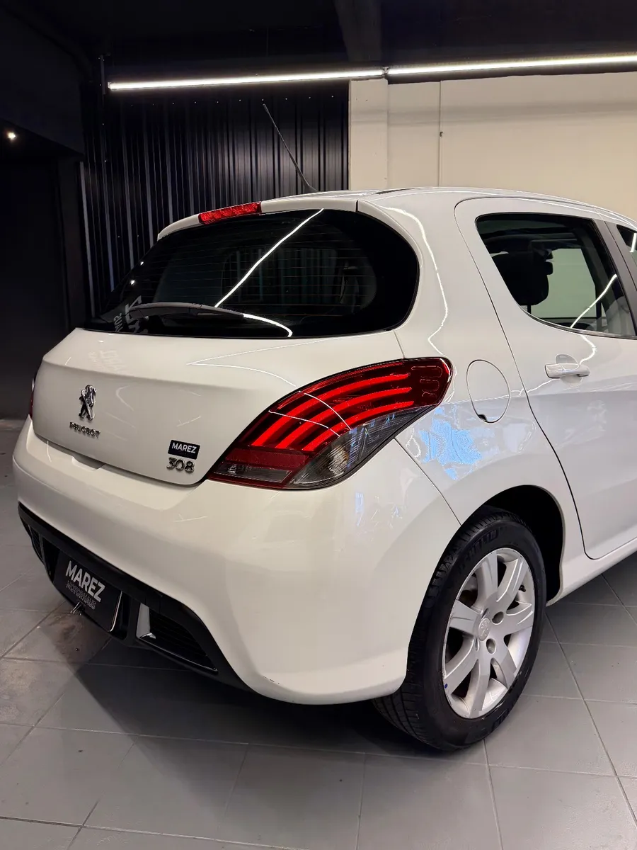 Peugeot 308 5P 1,6 Allure — foto 7