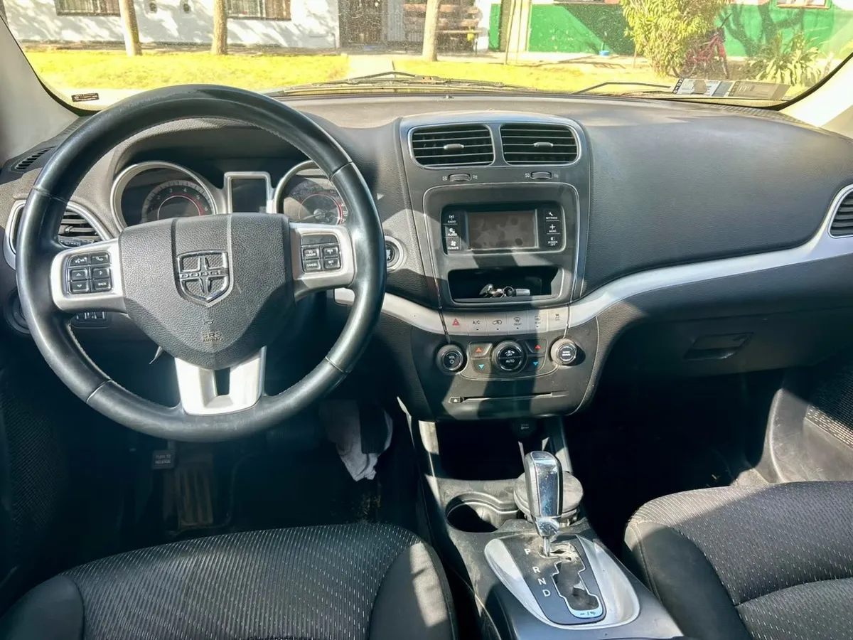 Dodge JOURNEY 5P 2,4 Se AT — foto 2