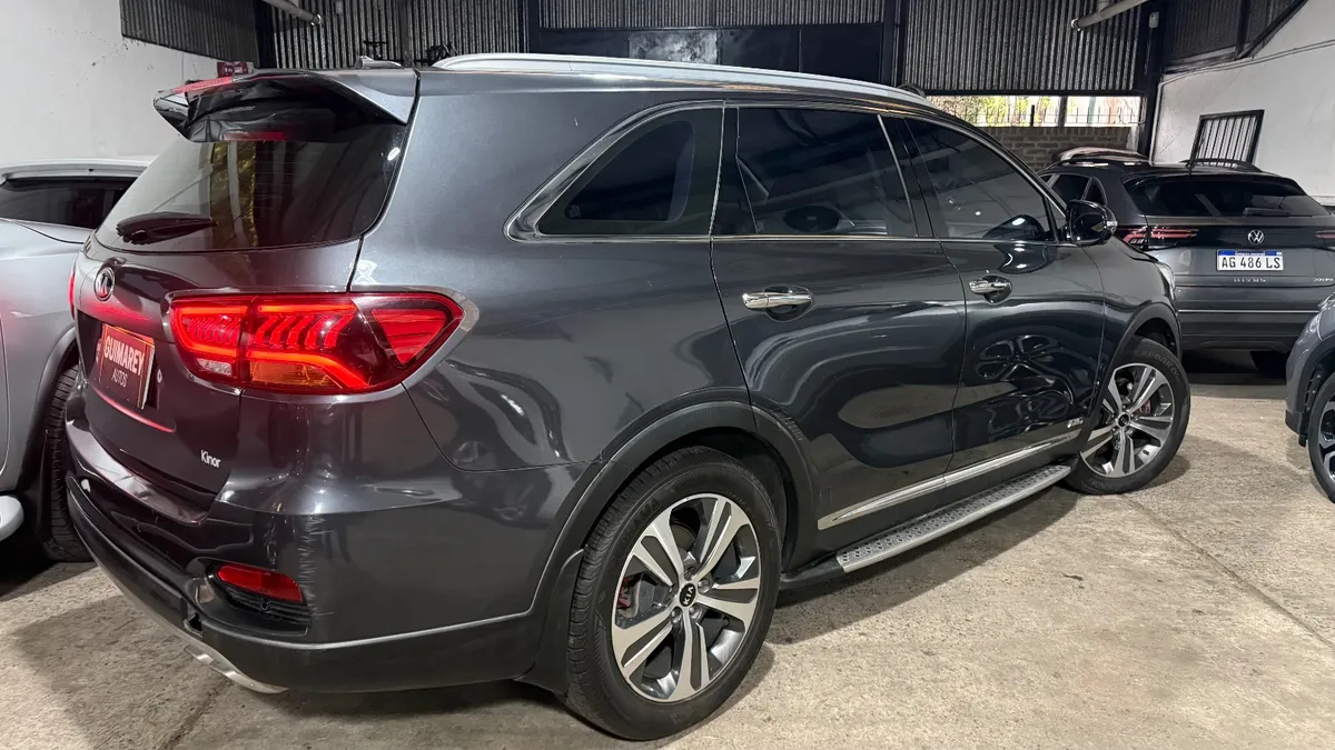 Kia Sorento GT-line EX 2.2 A/T 4X4 CRDI — foto 4