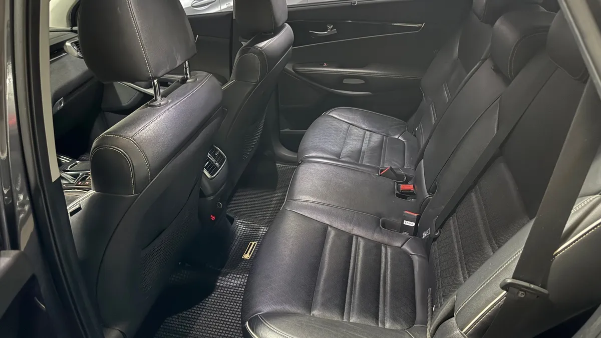 Kia Sorento GT-line EX 2.2 A/T 4X4 CRDI — foto 7