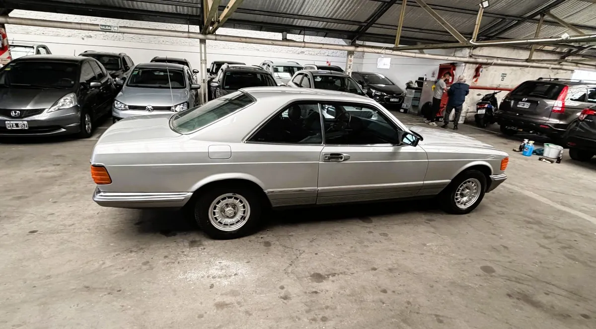 Mercedes-Benz 380 SEC V8 3.8L Coupe AT — foto 4