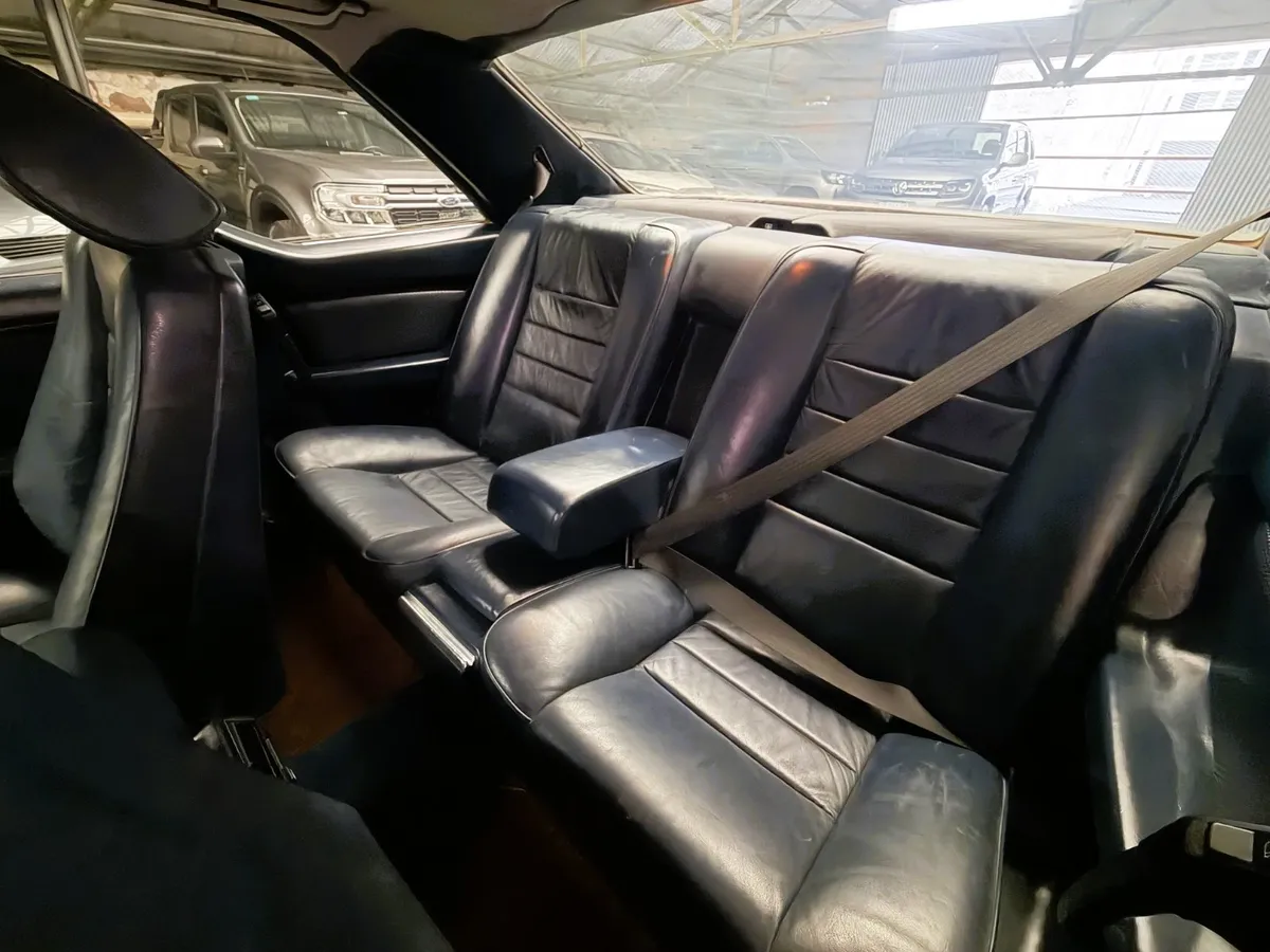 Mercedes-Benz 380 SEC V8 3.8L Coupe AT — foto 14