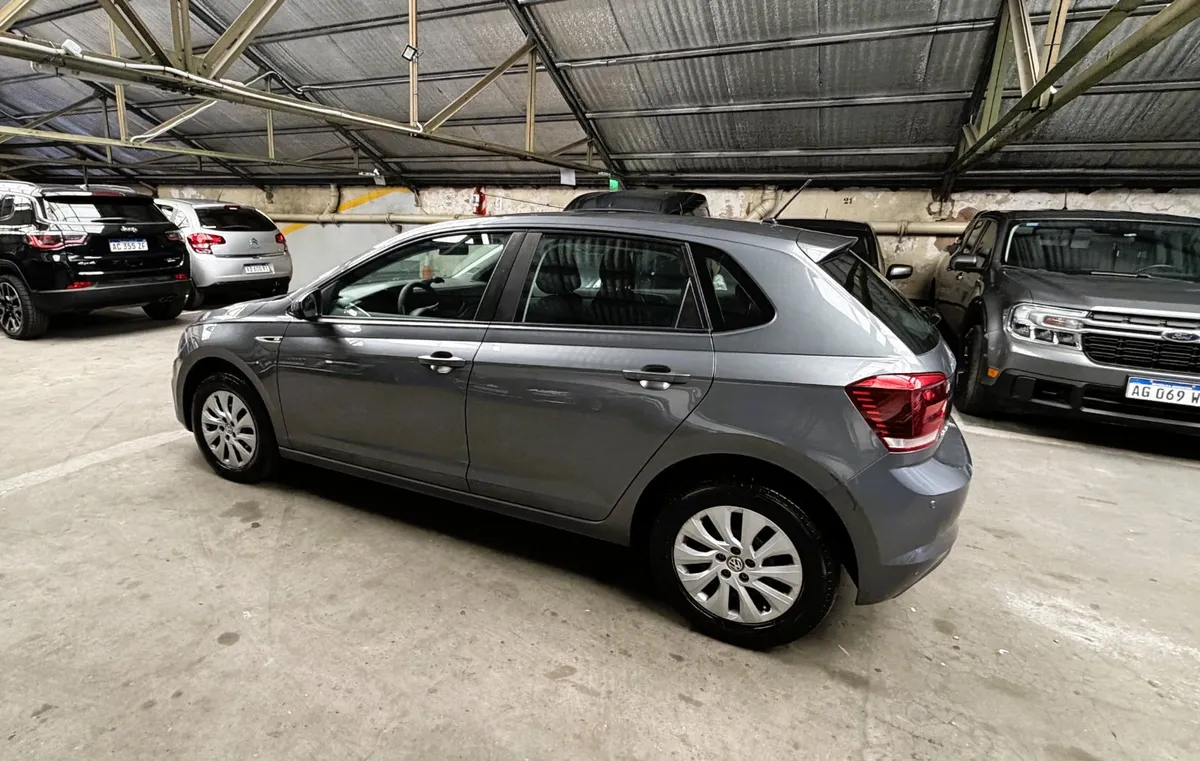 Volkswagen Polo Trendline 1.6 MSI 110CV AT 5P — foto 7