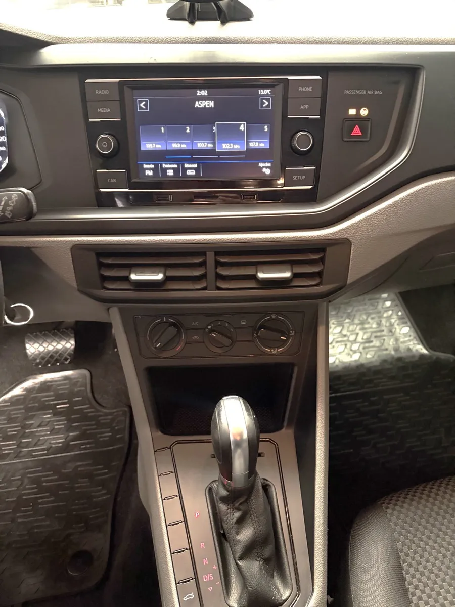 Volkswagen Polo Trendline 1.6 MSI 110CV AT 5P — foto 11