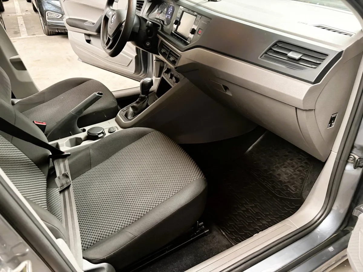 Volkswagen Polo Trendline 1.6 MSI 110CV AT 5P — foto 15