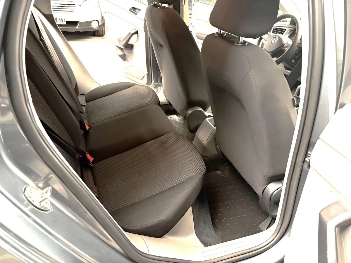 Volkswagen Polo Trendline 1.6 MSI 110CV AT 5P — foto 16
