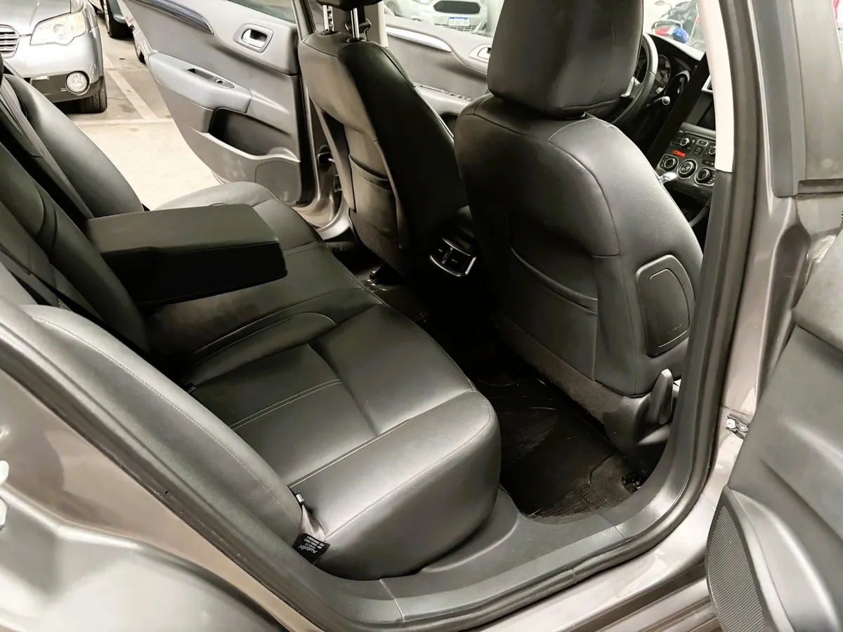 Citroën C4  Lounge 1.6i THP Exlusive AT6 Pack Select — foto 15