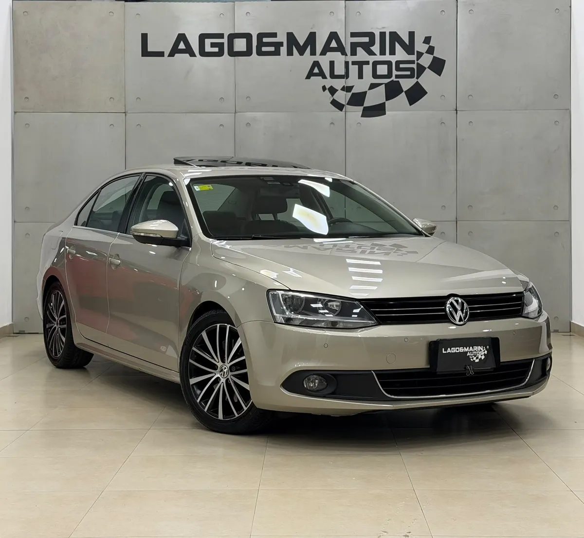 Volkswagen VENTO 4P 2,0 T FSI Sportline DSG 2011 — foto 3
