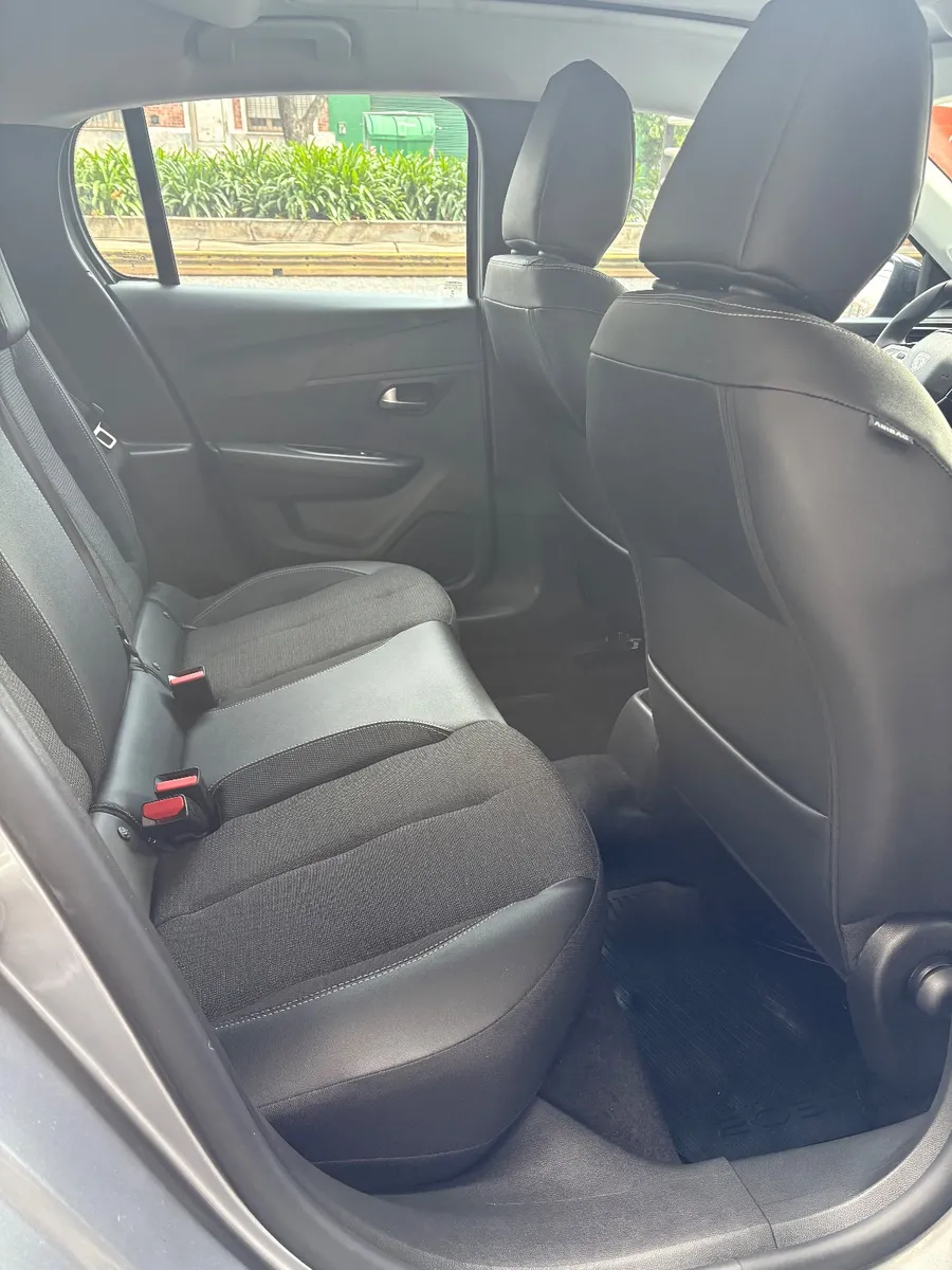 Peugeot 208 5P 1,6 Allure Mt5 2025 — foto 10