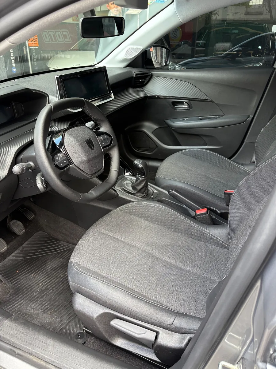 Peugeot 208 5P 1,6 Allure Mt5 2025 — foto 14