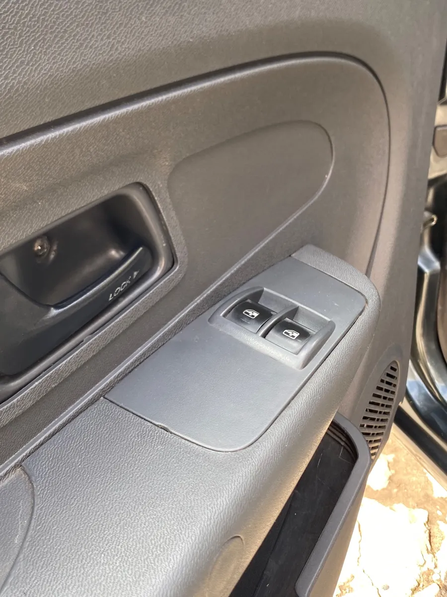 Fiat PALIO 5P 1,4 Attractive Pack Seg Top — foto 12