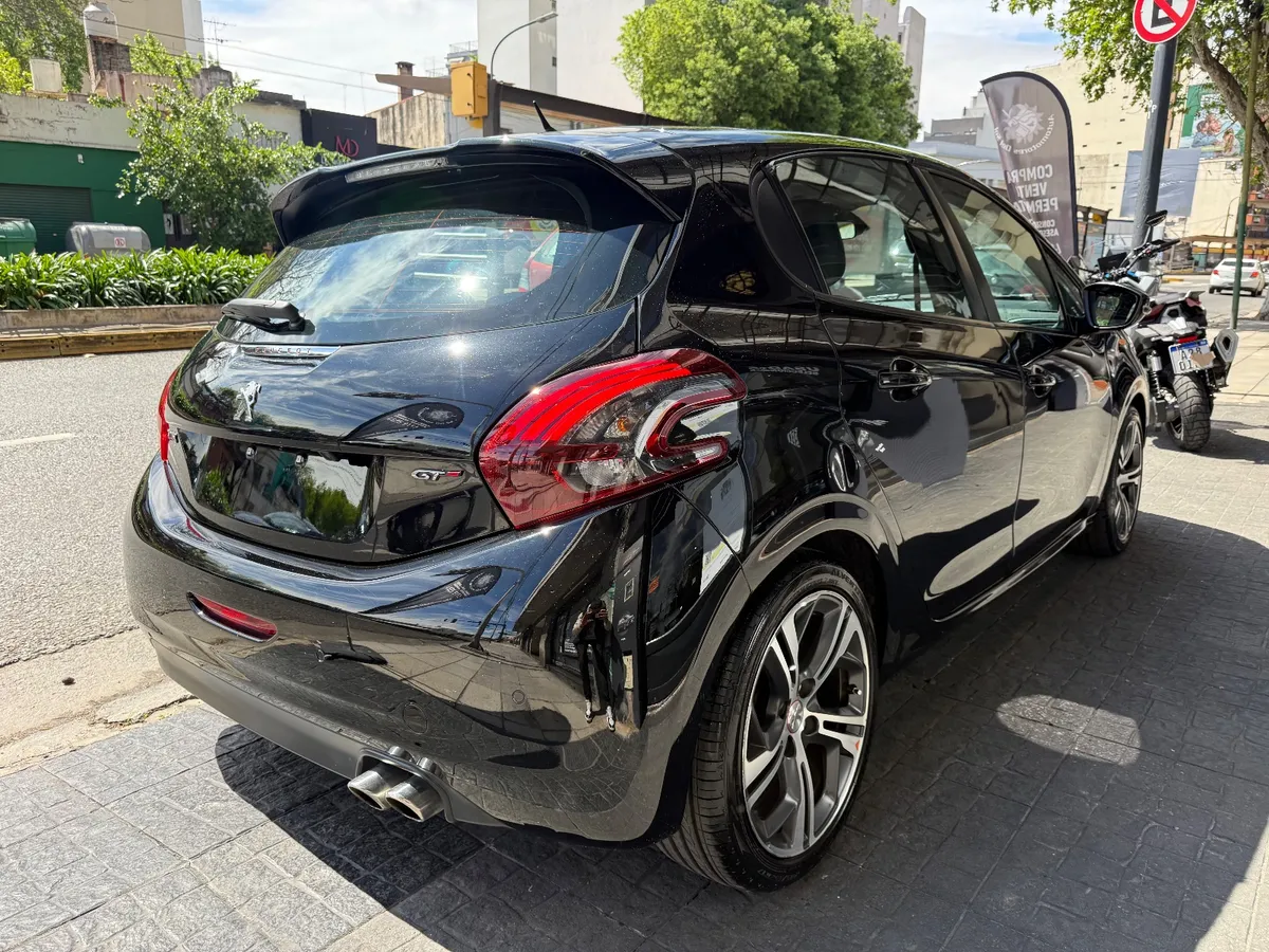 Peugeot 208 5P 1,6 THP Gt 2017 — foto 4