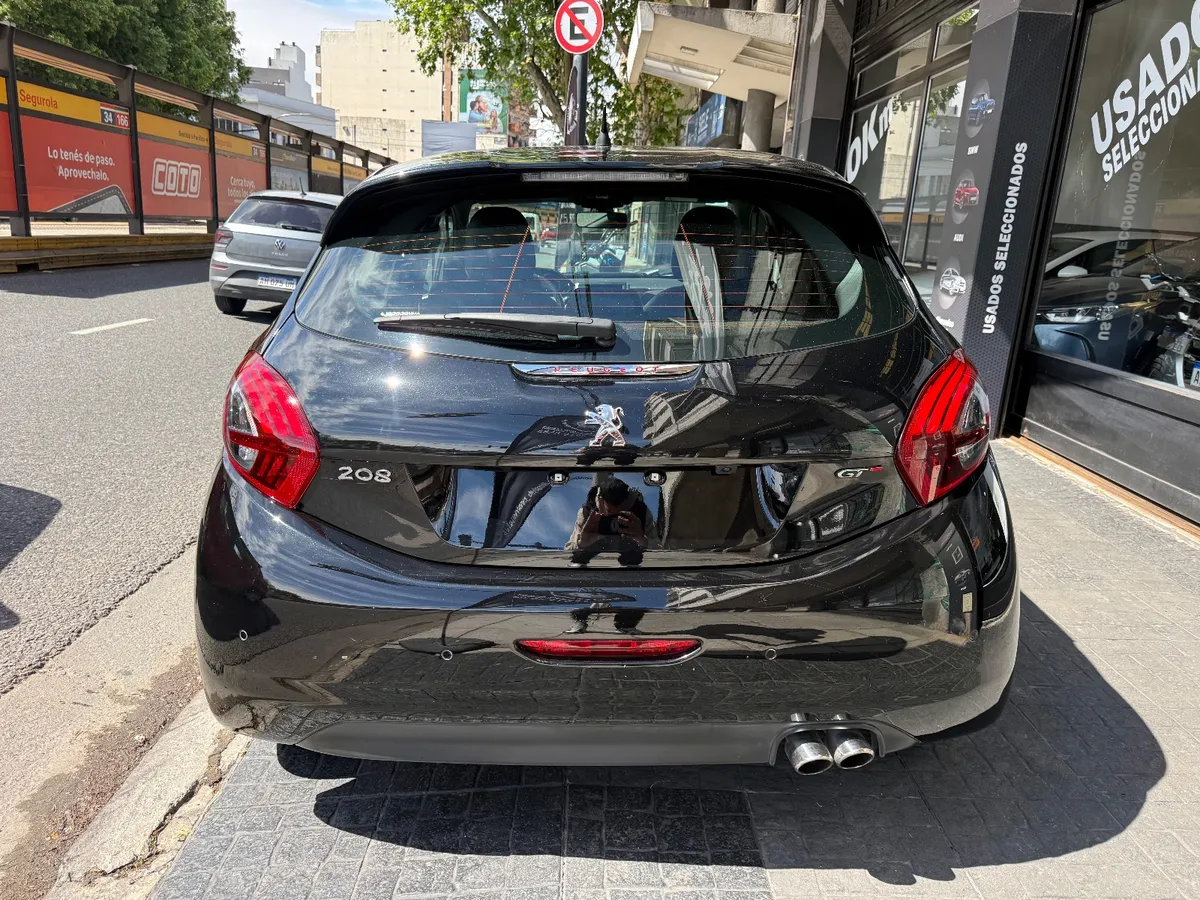 Peugeot 208 5P 1,6 THP Gt 2017 — foto 5