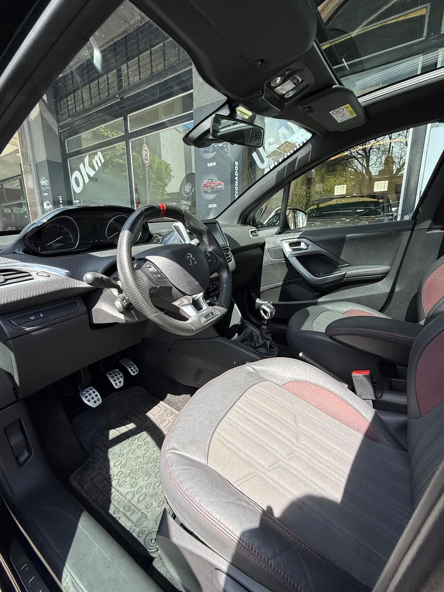 Peugeot 208 5P 1,6 THP Gt 2017 — foto 15