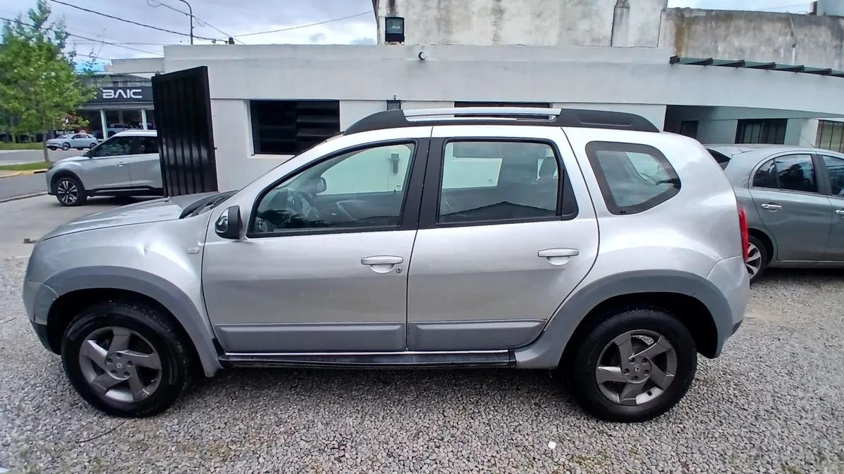 Renault DUSTER 5P 2,0 4X4 Los Pumas — foto 3