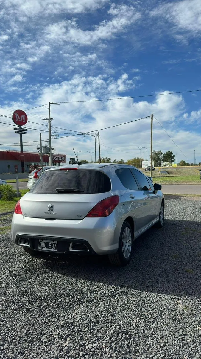 Peugeot 308 5P 1,6 Diesel Allure Nav — foto 9