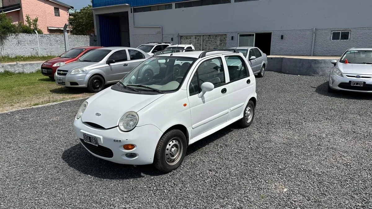 Chery QQ 5P 1,0 Comfort Security (ln) — foto 3