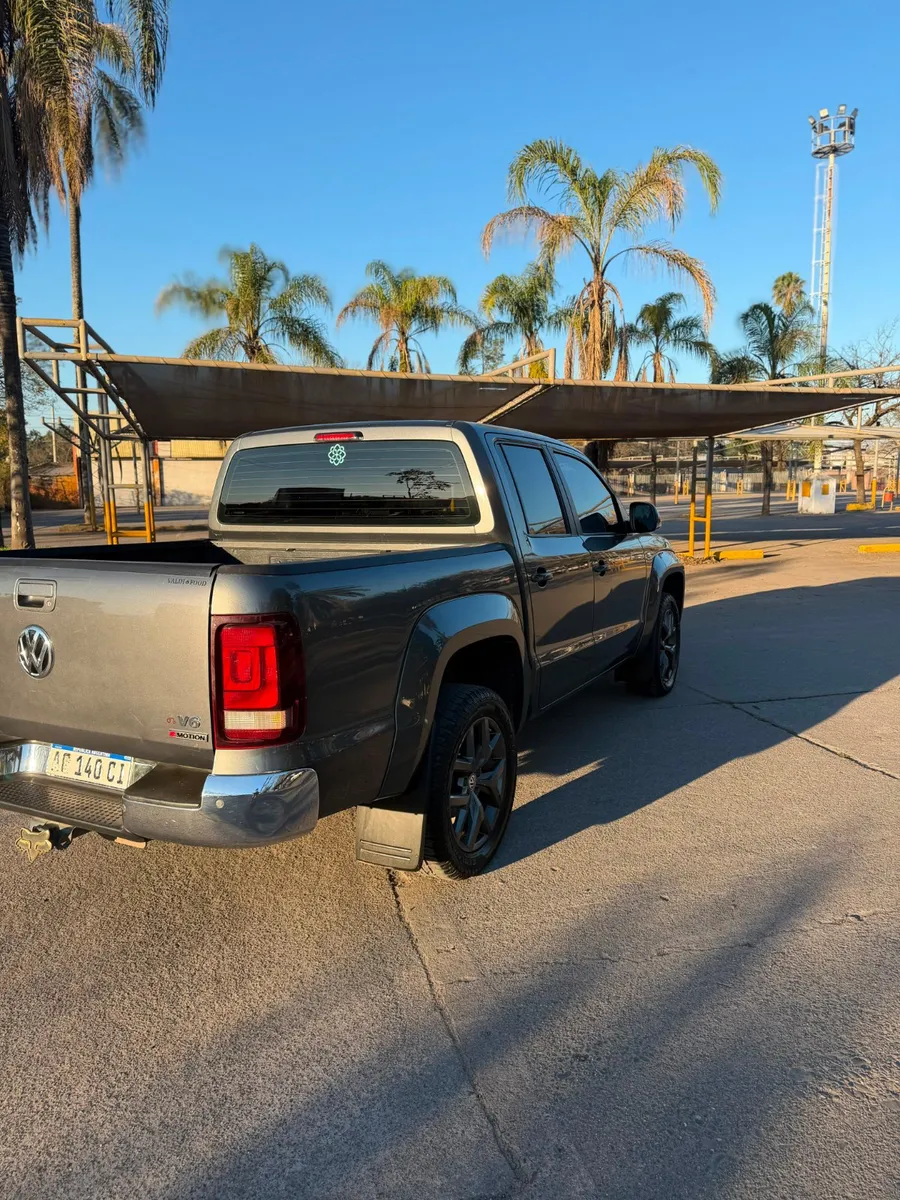 Volkswagen AMAROK PICK - UP D/C 3,0 Diesel V6 4X4 8AT Highline 258CV 2023 — foto 4