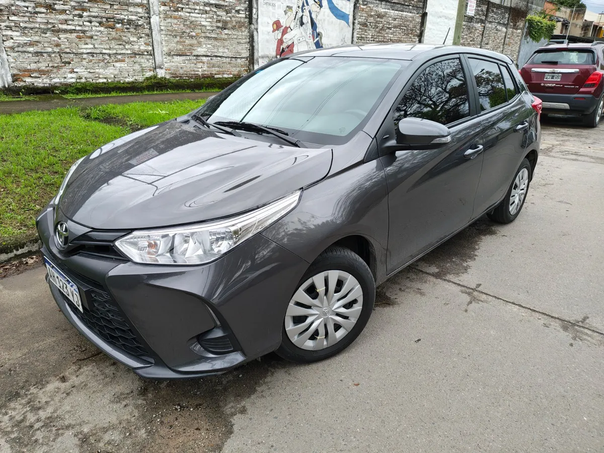 Toyota YARIS 5P 1,5 Xs CVT 2023 — foto 2