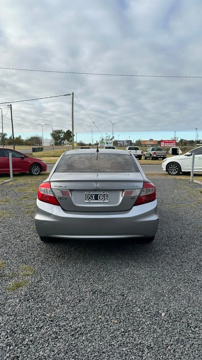 Honda CIVIC 4P 1,8 Lx S AT — foto 4