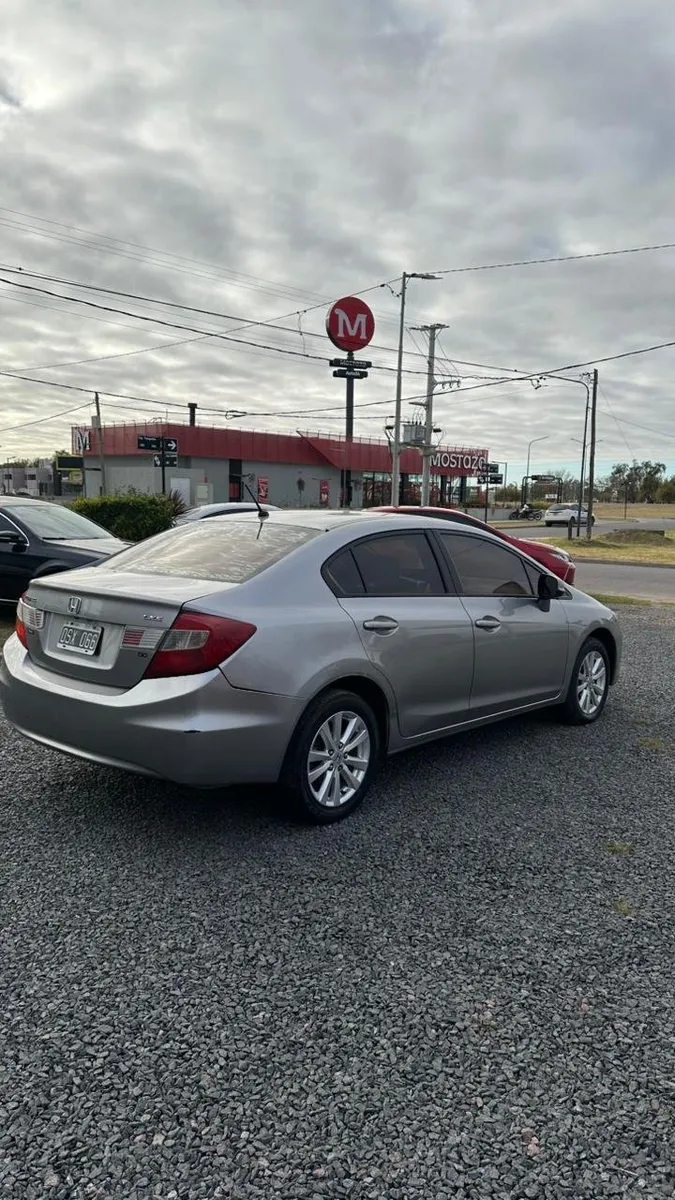 Honda CIVIC 4P 1,8 Lx S AT — foto 5
