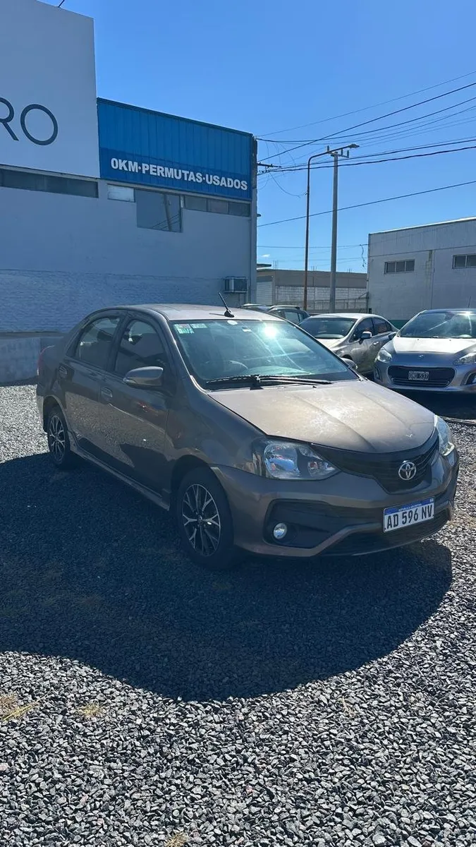 Toyota ETIOS 4P 1,5 Xls — foto 2